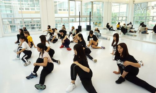 Teen Summer K-pop Camp in South Korea 